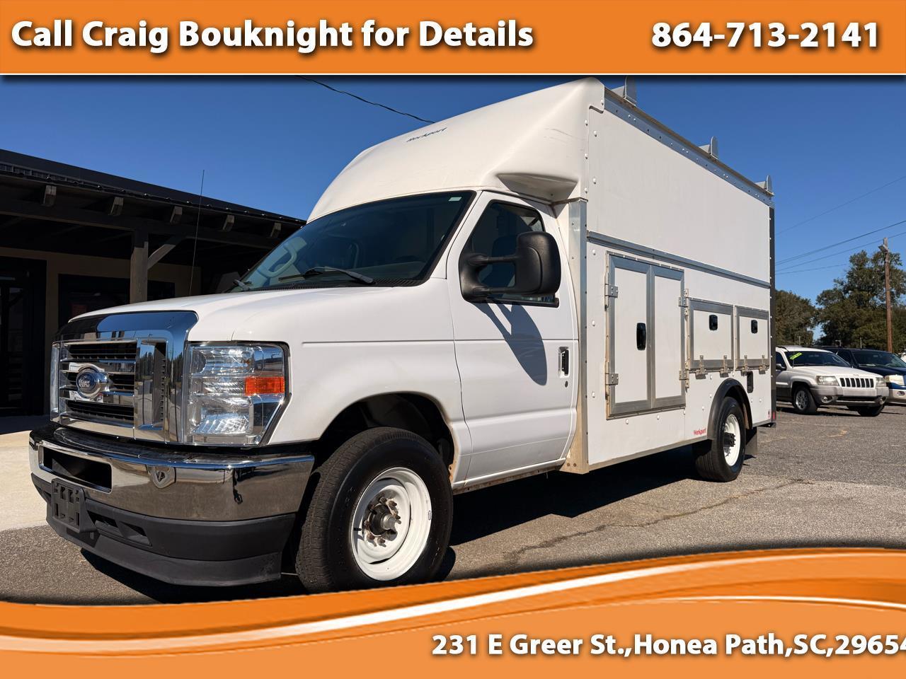 2022 Ford E-Series Cutaway E-350 SRW 138" WB