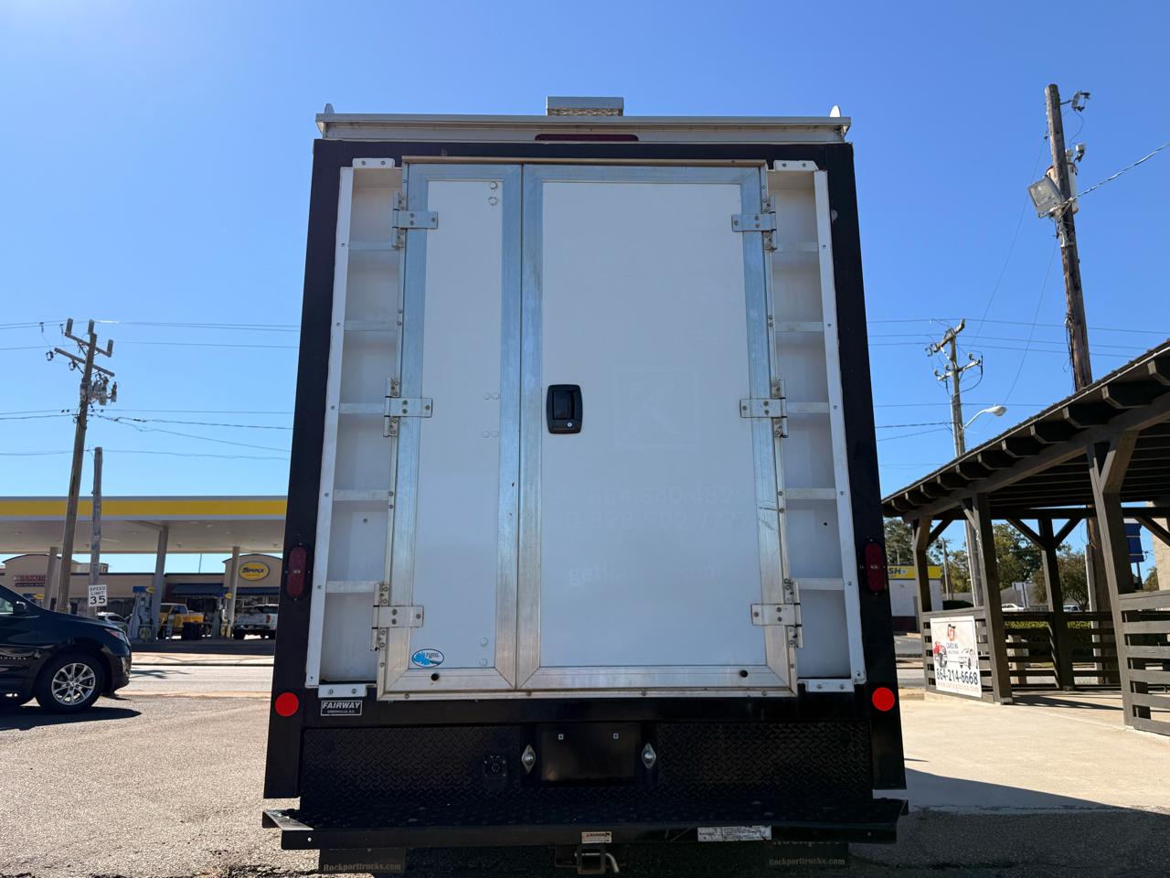 Ford E-Series Cutaway E-350 SRW 138" WB 2022