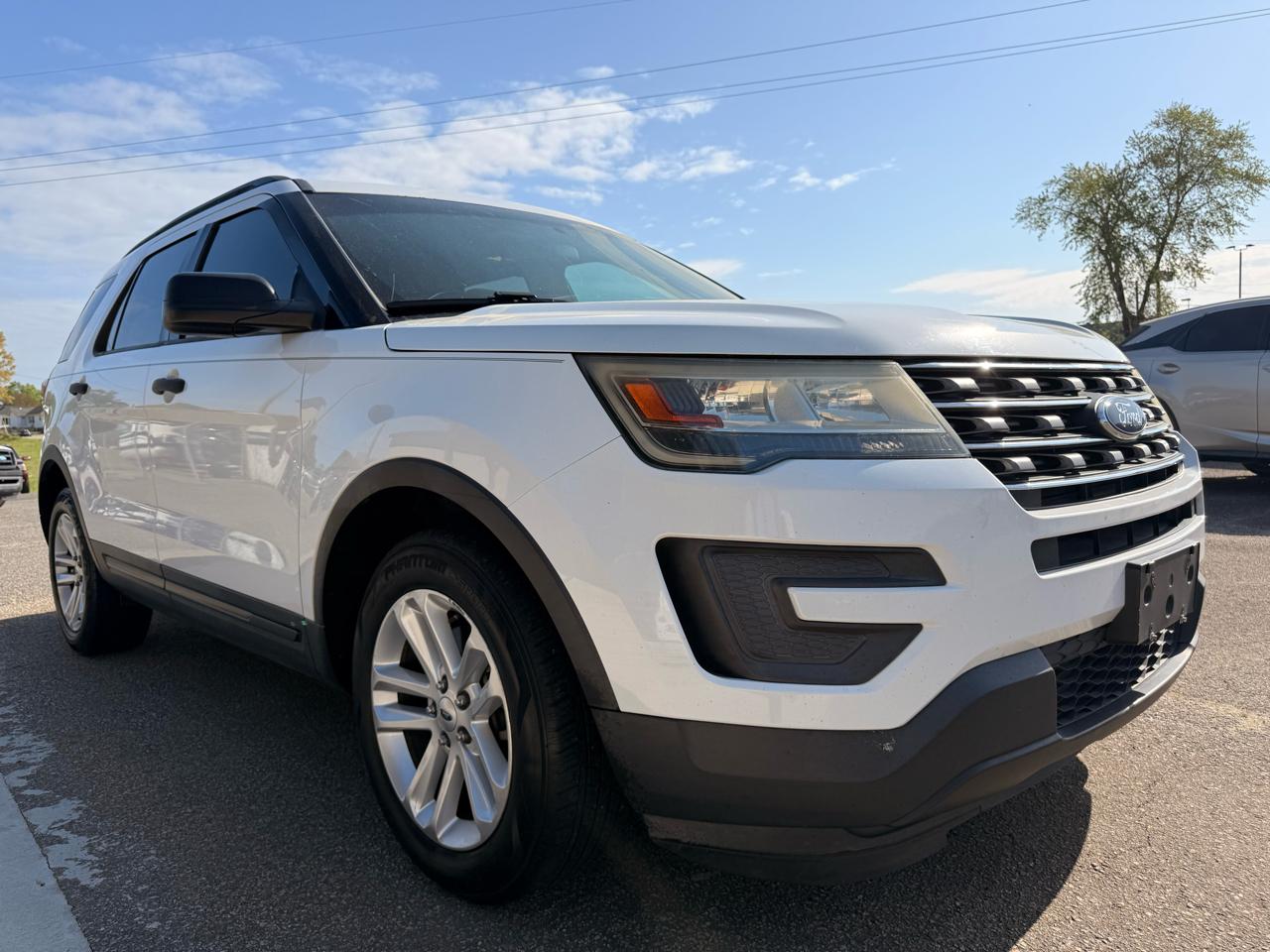 Ford Explorer Base FWD 2017