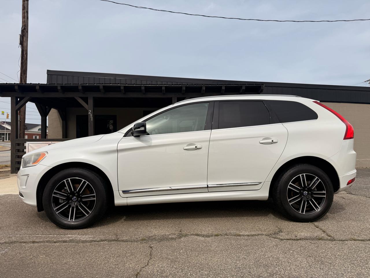 Volvo XC60 T5 FWD Dynamic 2017