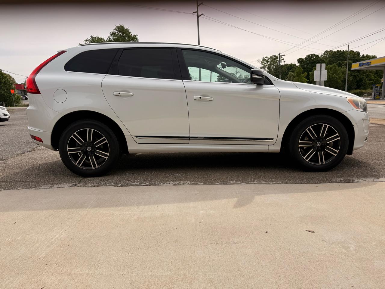 Volvo XC60 T5 FWD Dynamic 2017