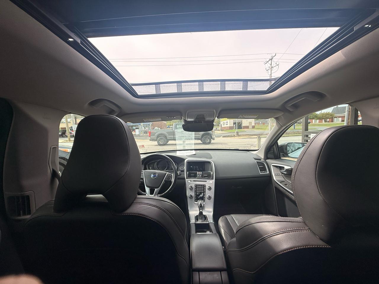 Volvo XC60 T5 FWD Dynamic 2017