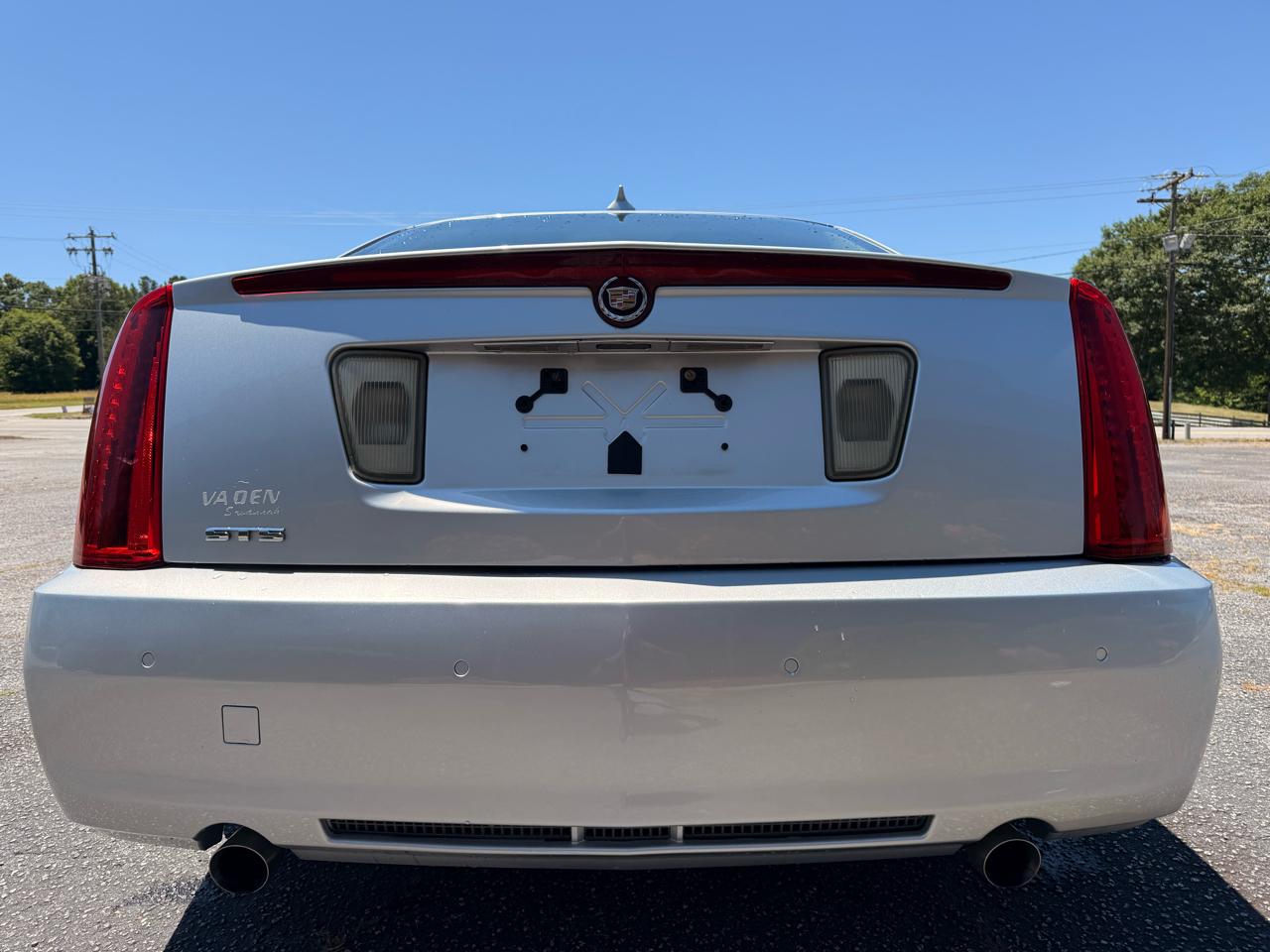 Cadillac STS 4dr Sdn V6 RWD w/1SB 2011