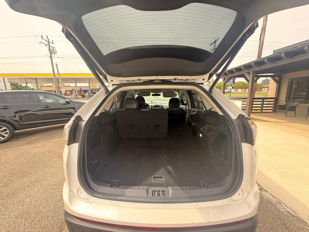 Ford Edge 4dr SEL FWD 2016