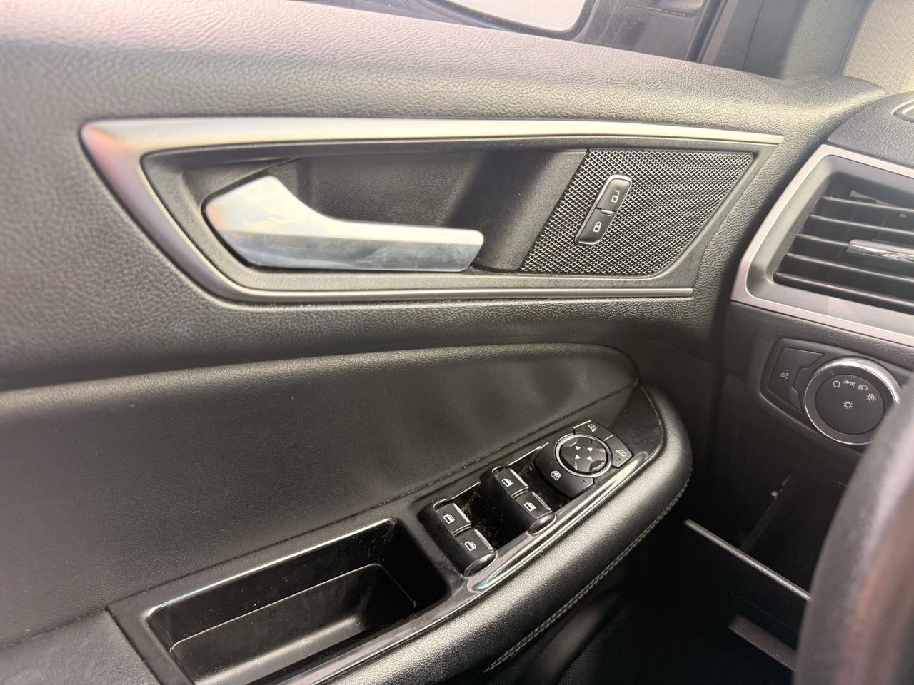 Ford Edge 4dr SEL FWD 2016