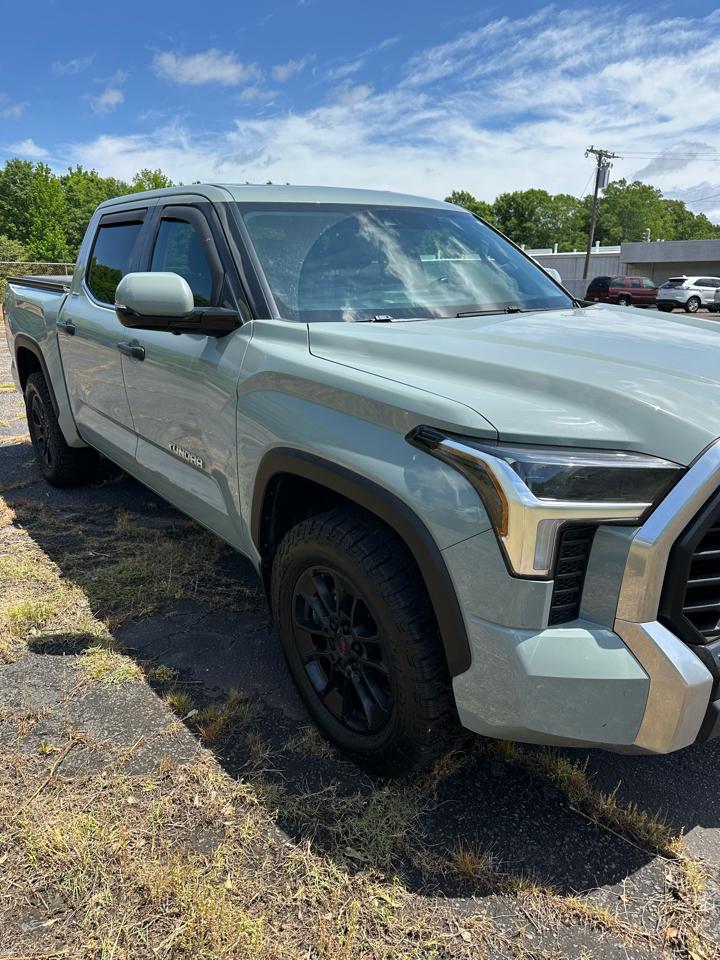 Toyota Tundra 4WD Limited CrewMax 5.5' Bed (Natl) 2022