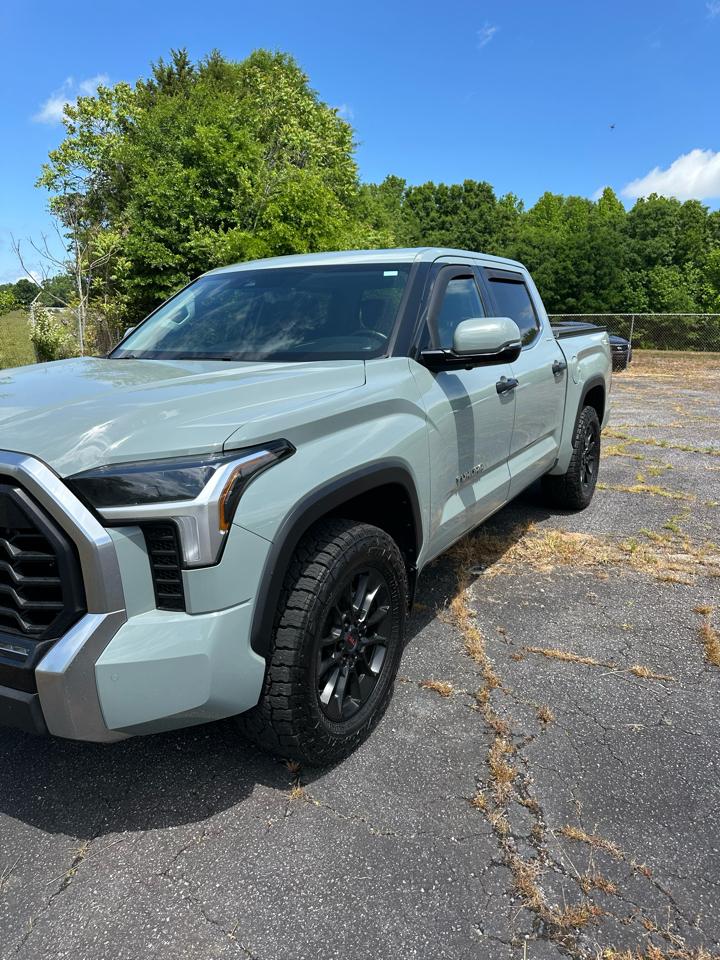 Toyota Tundra 4WD Limited CrewMax 5.5' Bed (Natl) 2022