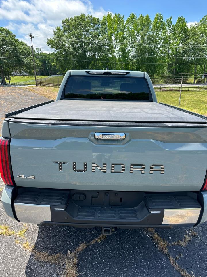 Toyota Tundra 4WD Limited CrewMax 5.5' Bed (Natl) 2022