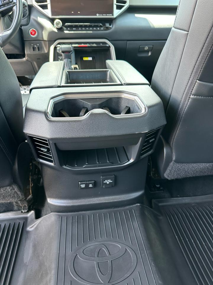 Toyota Tundra 4WD Limited CrewMax 5.5' Bed (Natl) 2022