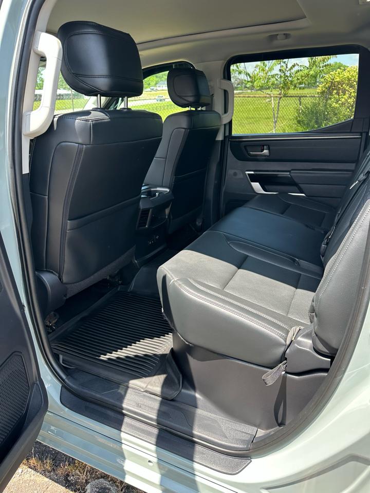 Toyota Tundra 4WD Limited CrewMax 5.5' Bed (Natl) 2022