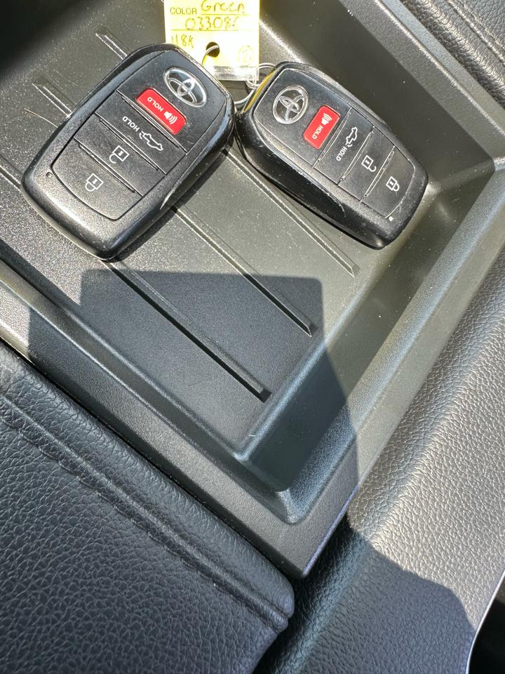 Toyota Tundra 4WD Limited CrewMax 5.5' Bed (Natl) 2022