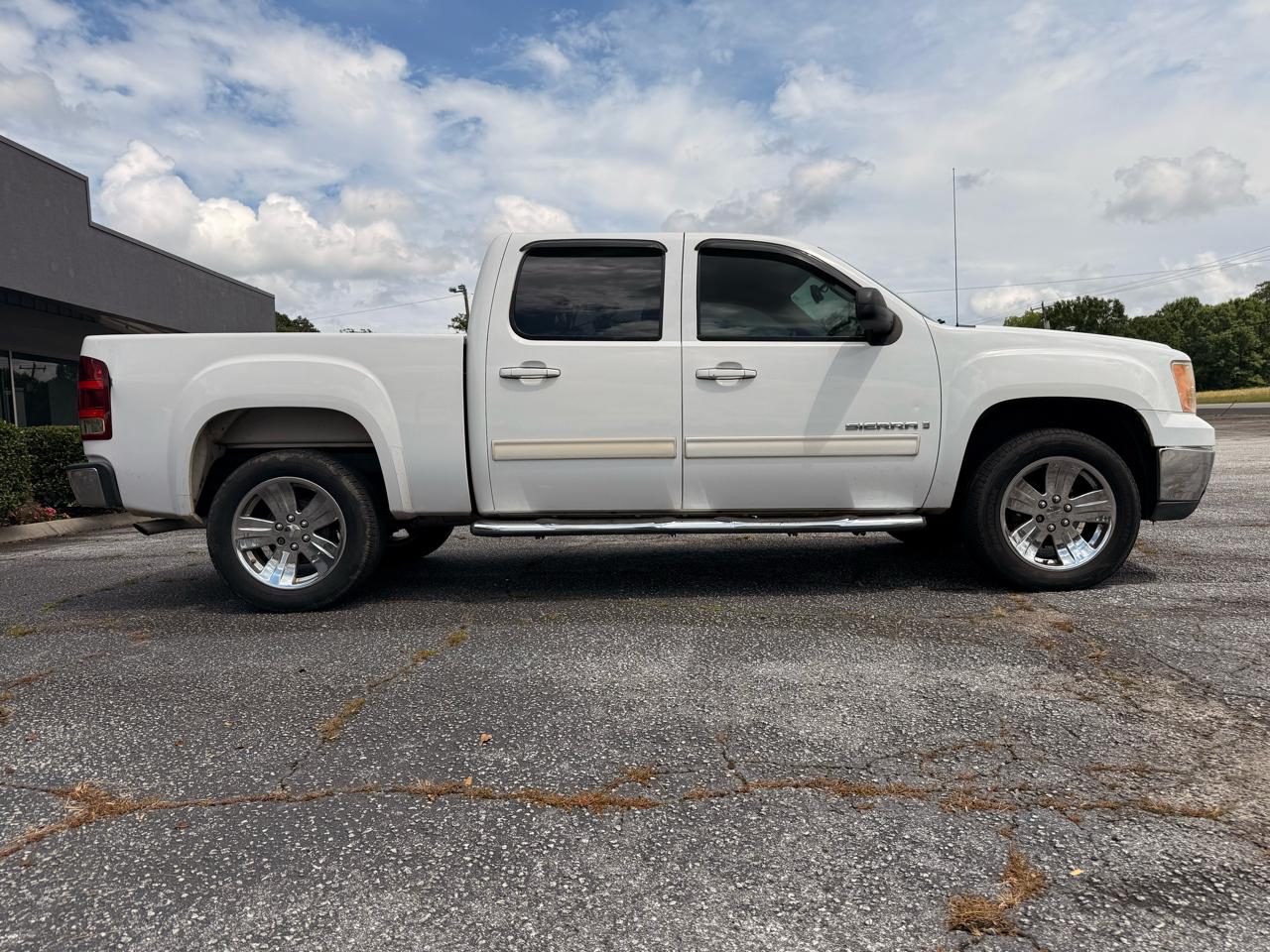 GMC Sierra 1500 2WD Crew Cab 143.5" SLE 2009