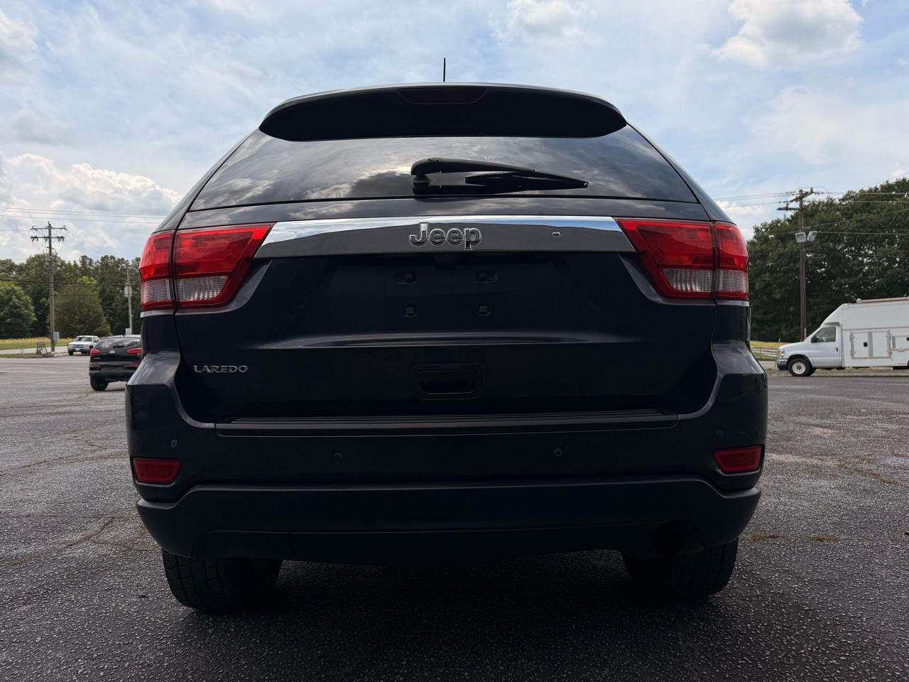 Jeep Grand Cherokee RWD 4dr Laredo 2012