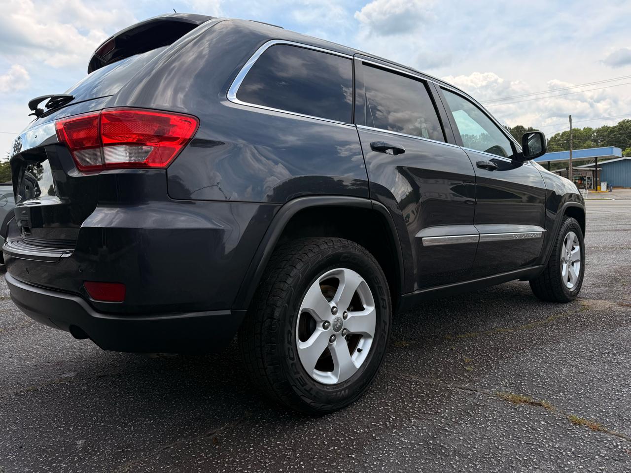 Jeep Grand Cherokee RWD 4dr Laredo 2012
