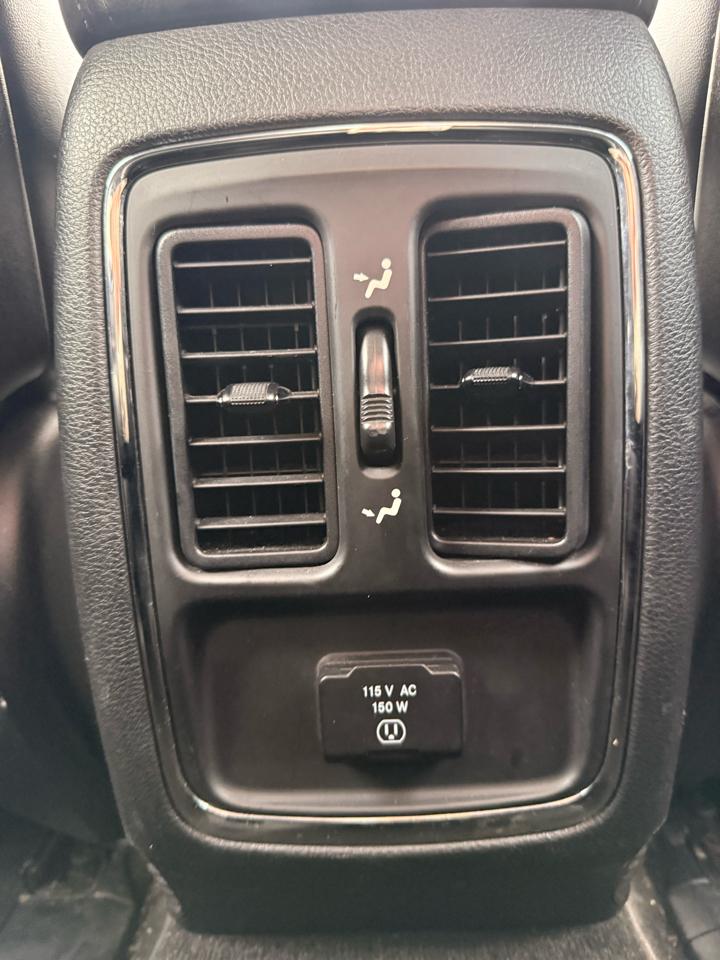 Jeep Grand Cherokee RWD 4dr Laredo 2012
