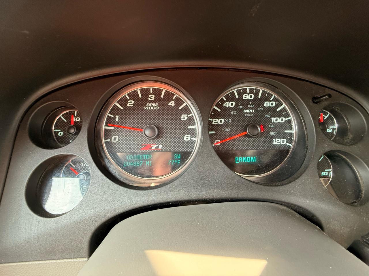 Chevrolet Suburban 4WD 4dr 1500 LT 2013
