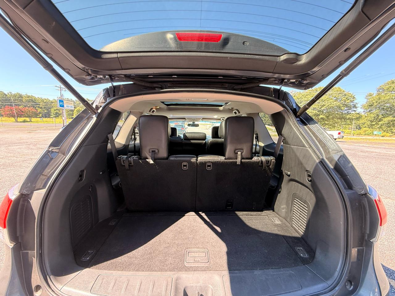Nissan Pathfinder 2WD 4dr Platinum 2013