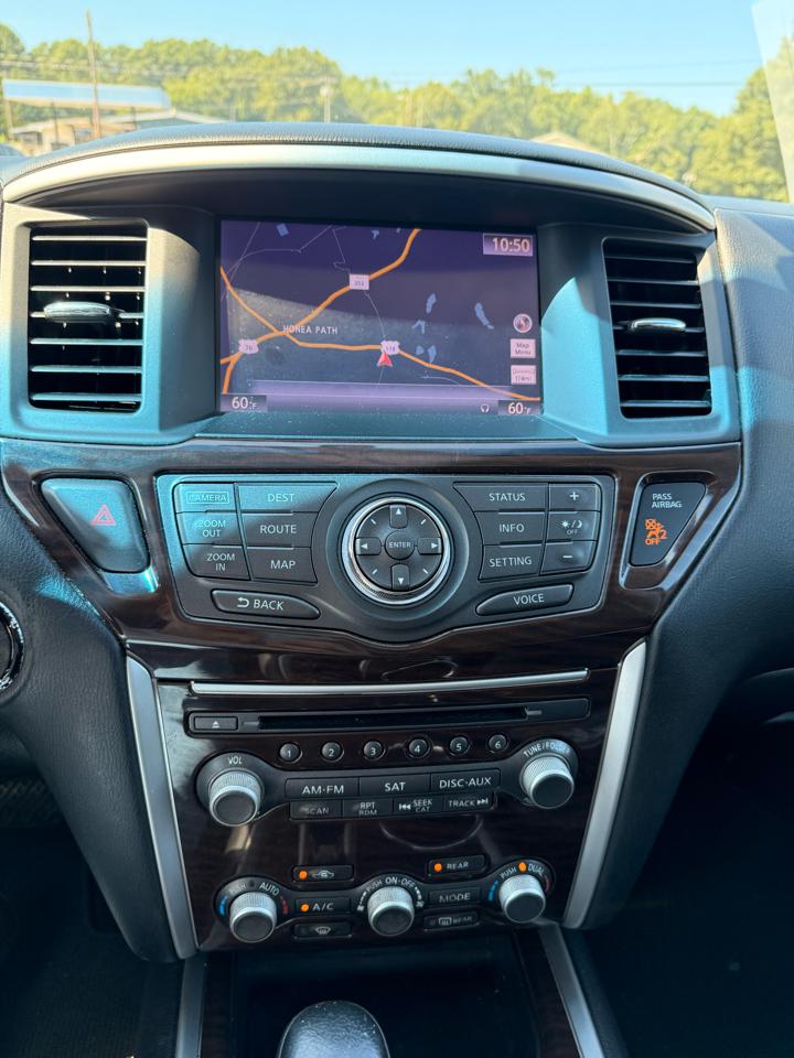 Nissan Pathfinder 2WD 4dr Platinum 2013