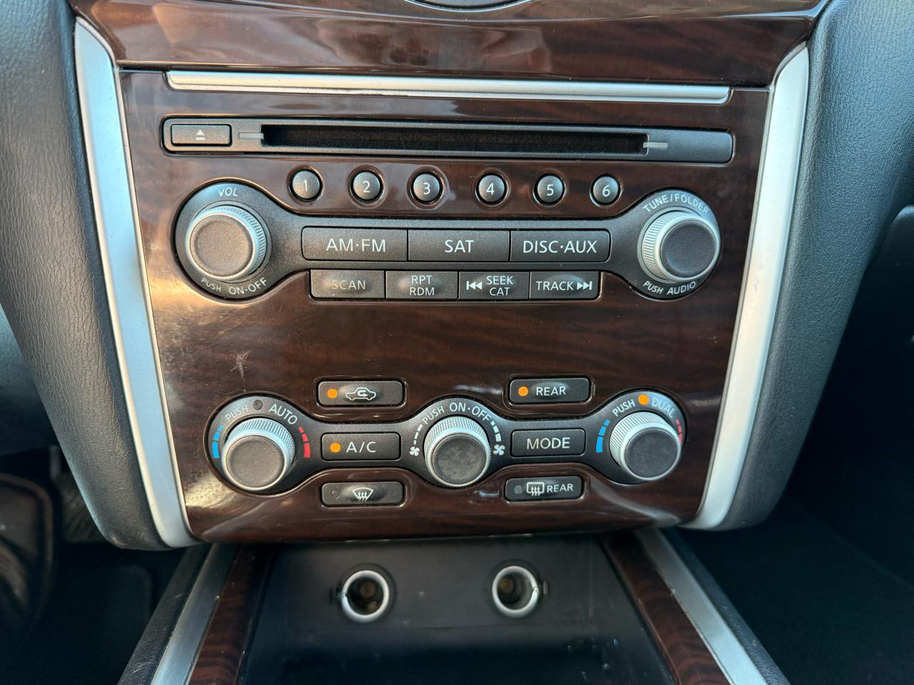 Nissan Pathfinder 2WD 4dr Platinum 2013