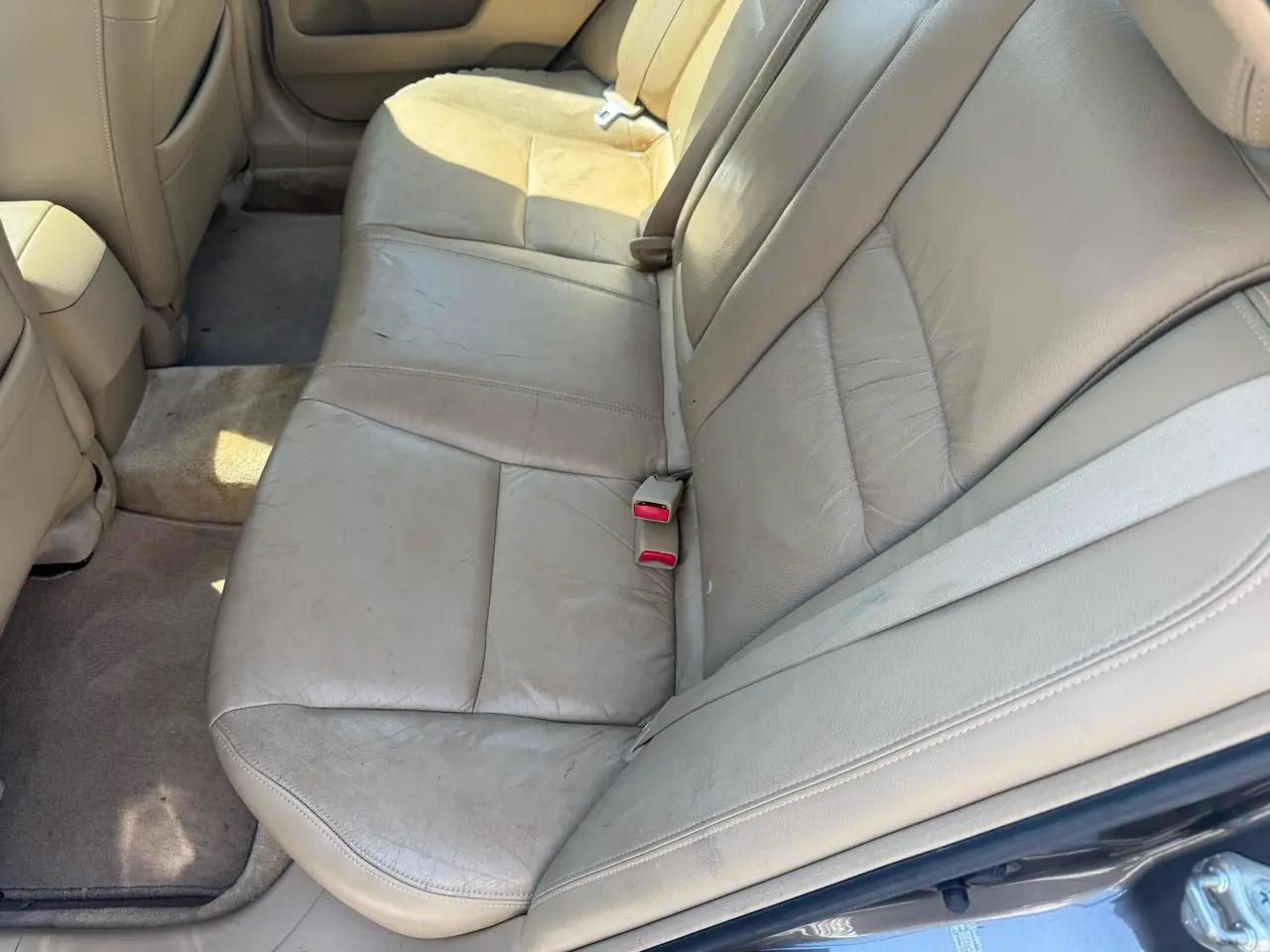 Honda Accord Sdn EX-L V6 AT 2006