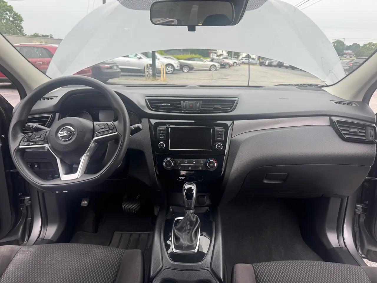 Nissan Rogue Sport FWD S 2020