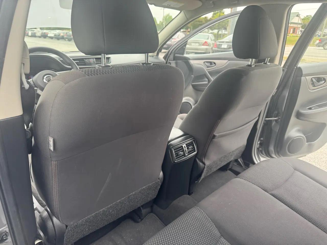 Nissan Rogue Sport FWD S 2020