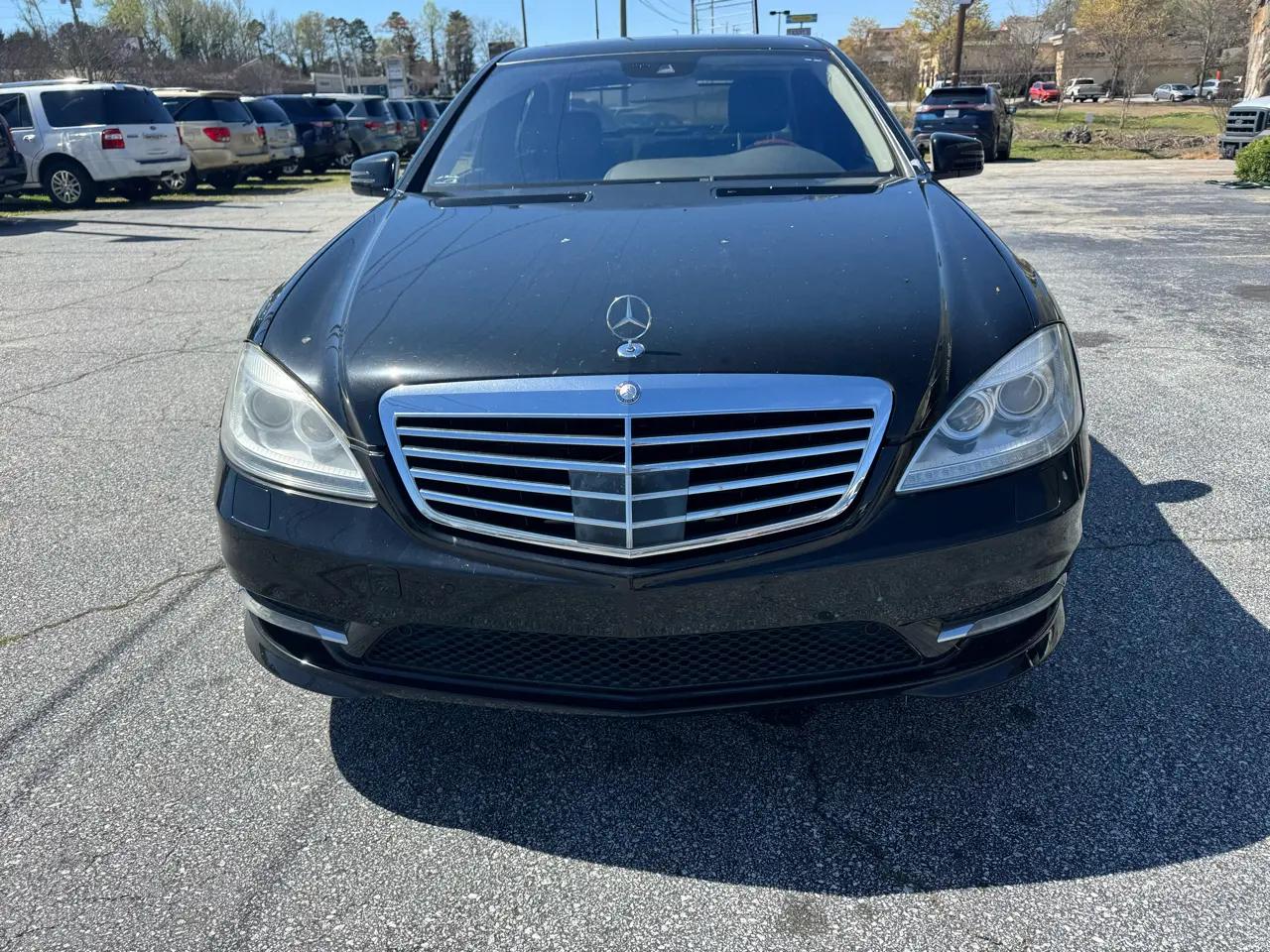 Mercedes-Benz S-Class 4dr Sdn S 550 RWD 2013