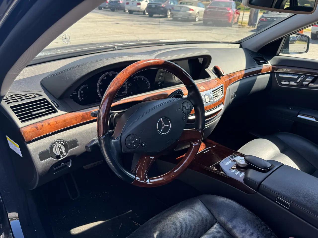 Mercedes-Benz S-Class 4dr Sdn S 550 RWD 2013