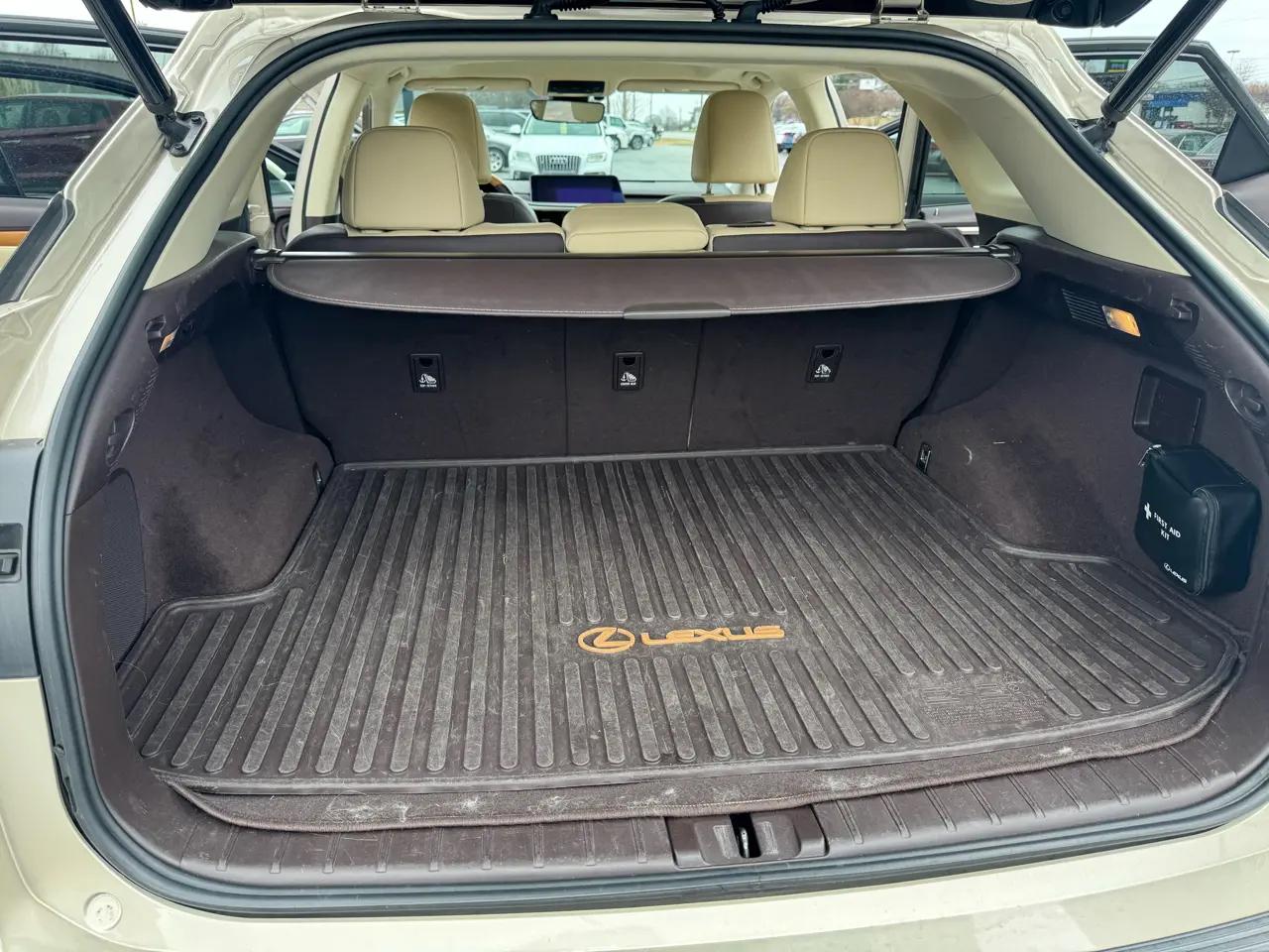 Lexus RX RX 350 FWD 2019
