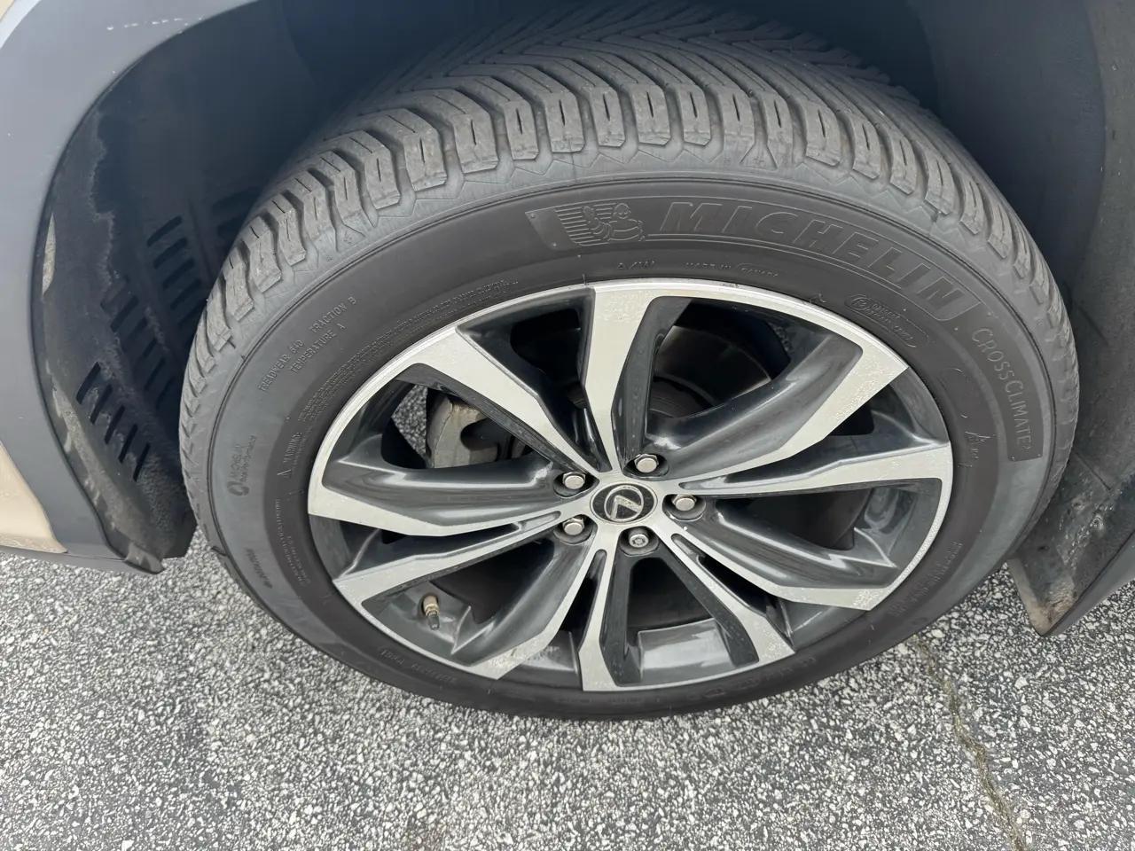 Lexus RX RX 350 FWD 2019