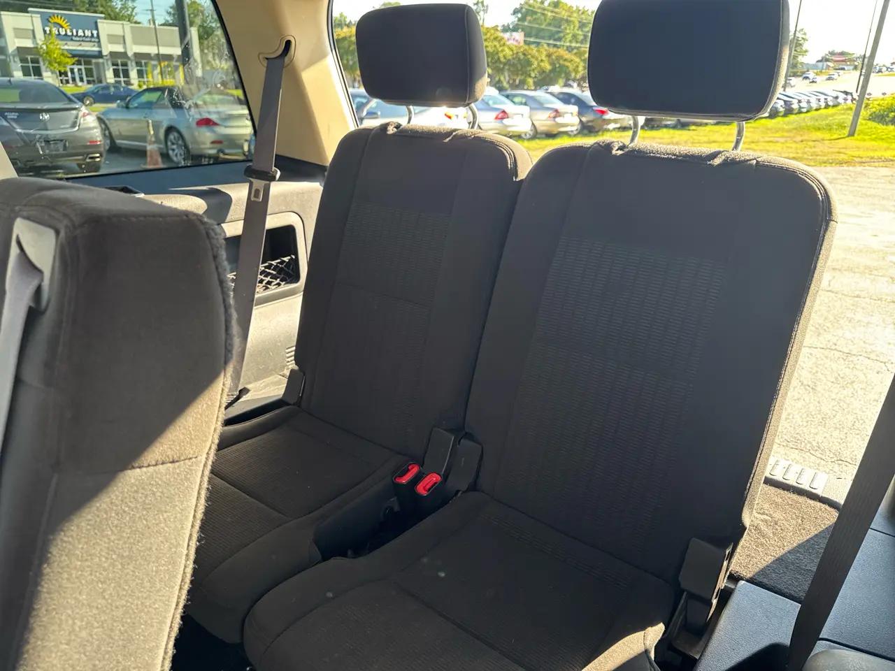Ford Explorer 4WD 4dr XLT 2010