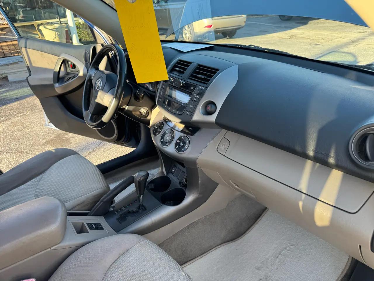 Toyota RAV4 4WD 4dr V6 Limited (Natl) 2007