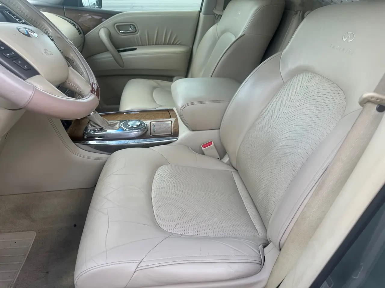 Infiniti QX56 2WD 4dr 7-passenger 2012