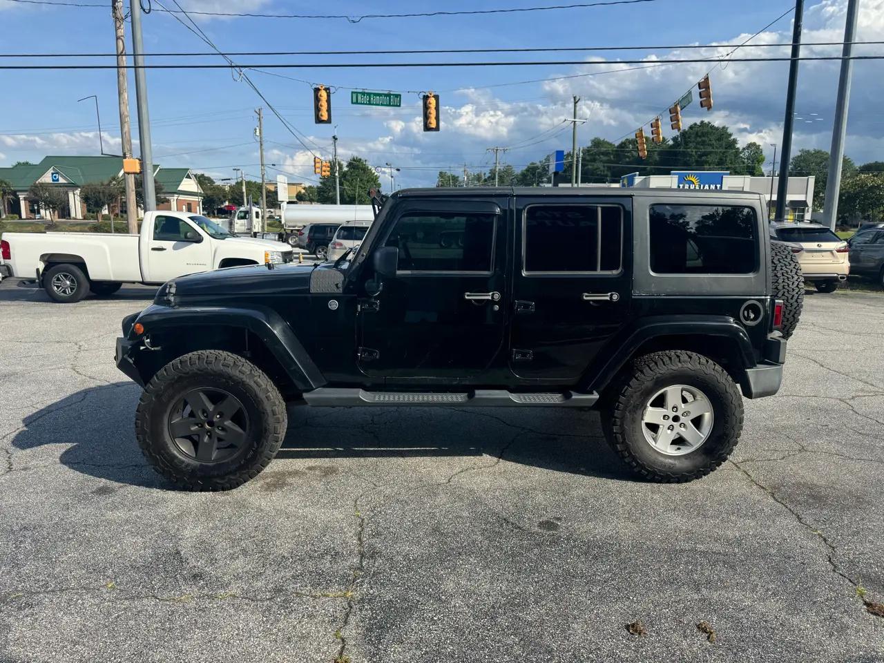 Jeep Wrangler Unlimited 4WD 4dr Sport 2012