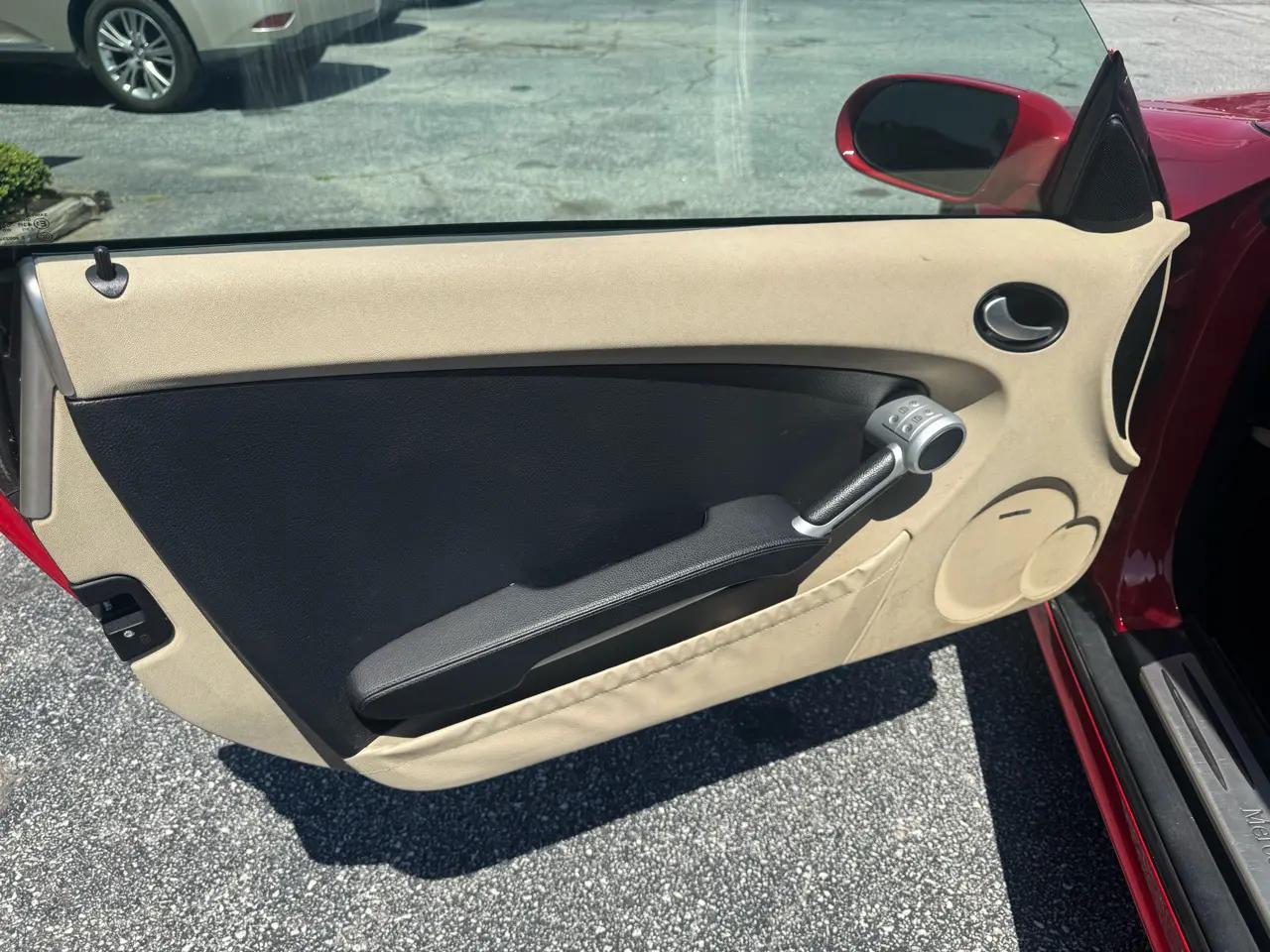 Mercedes-Benz SLK-Class Roadster 3.5L 2005