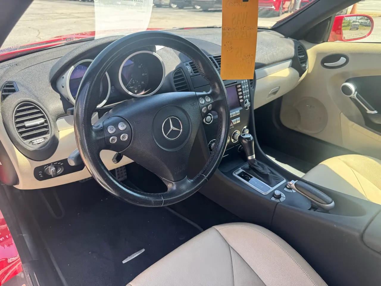 Mercedes-Benz SLK-Class Roadster 3.5L 2005