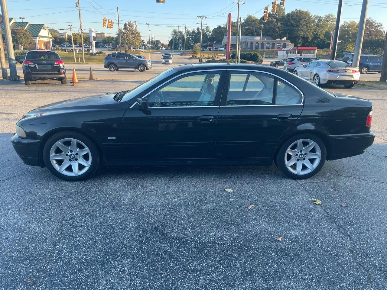 BMW 5 Series 525iA 4dr Sdn 5-Spd Auto 2003