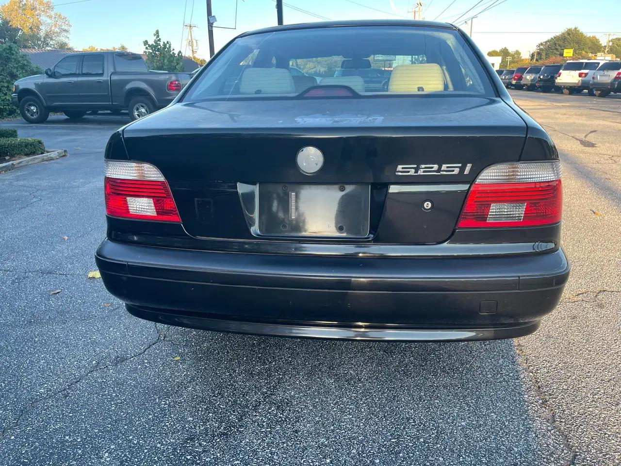 BMW 5 Series 525iA 4dr Sdn 5-Spd Auto 2003
