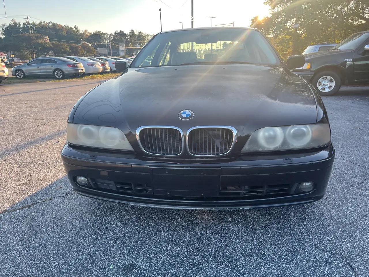 BMW 5 Series 525iA 4dr Sdn 5-Spd Auto 2003