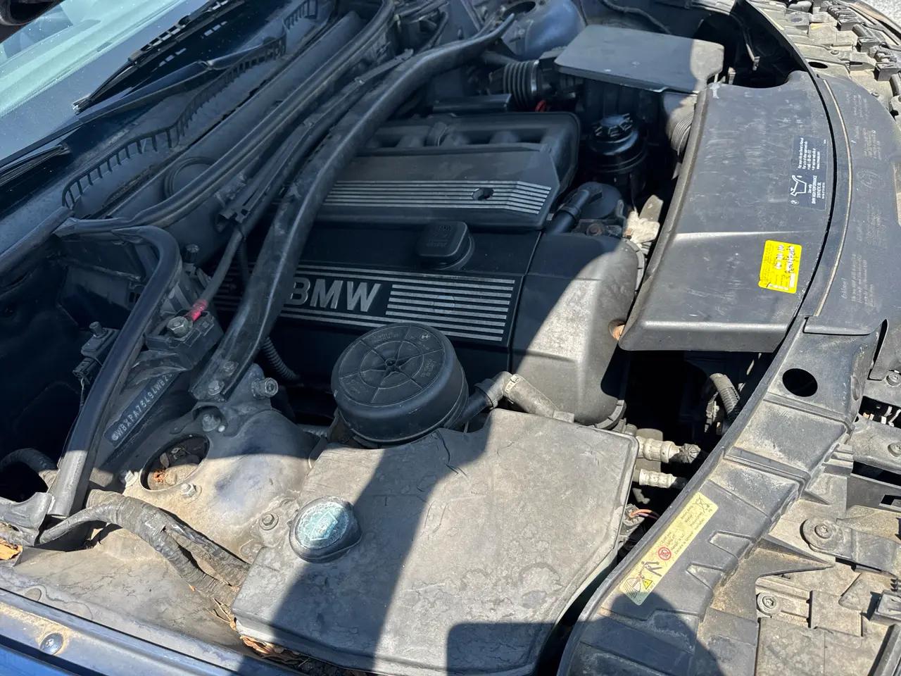 BMW X3 X3 4dr AWD 2.5i 2004