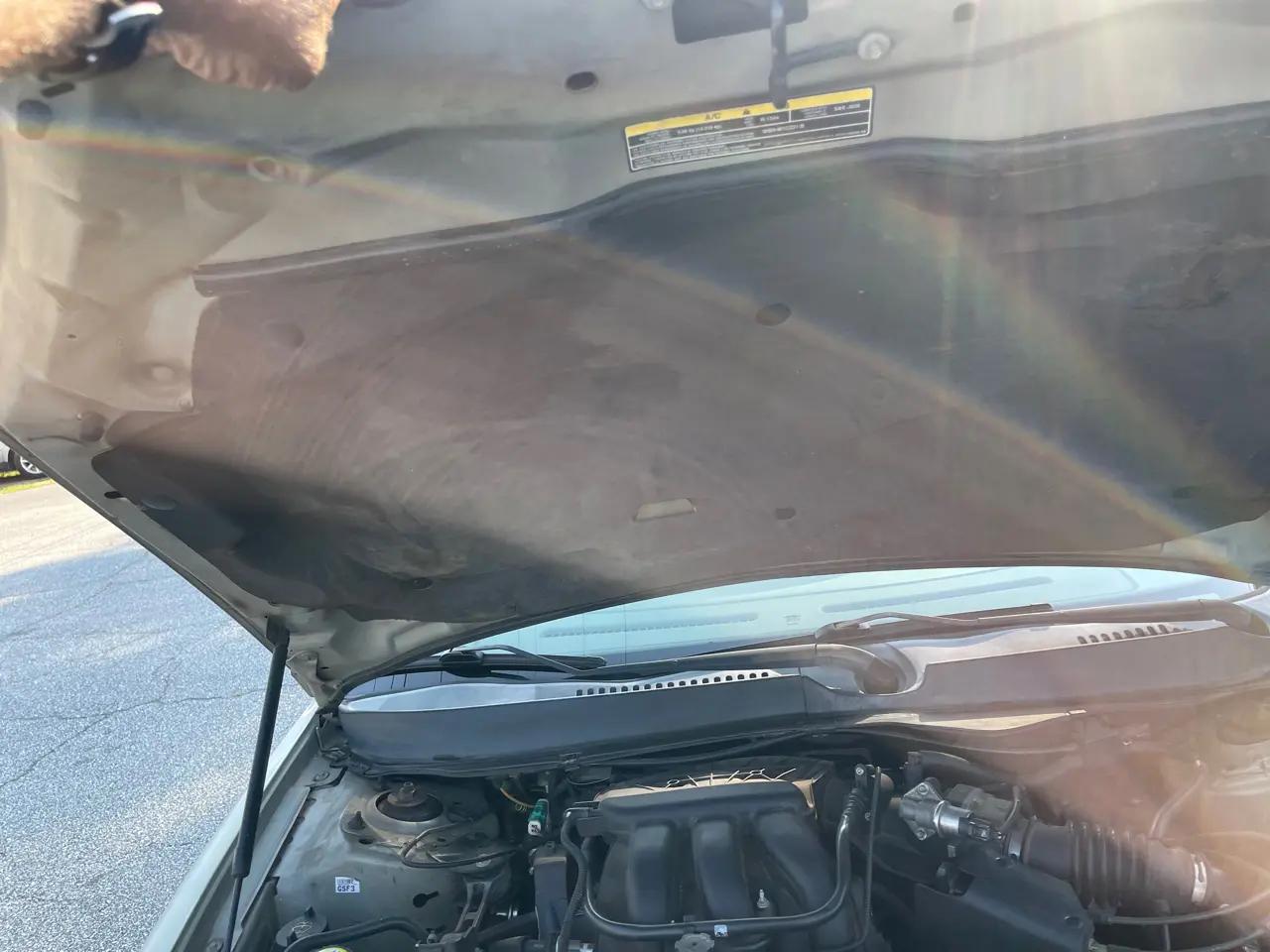 Ford Taurus 4dr Sdn SEL 2006