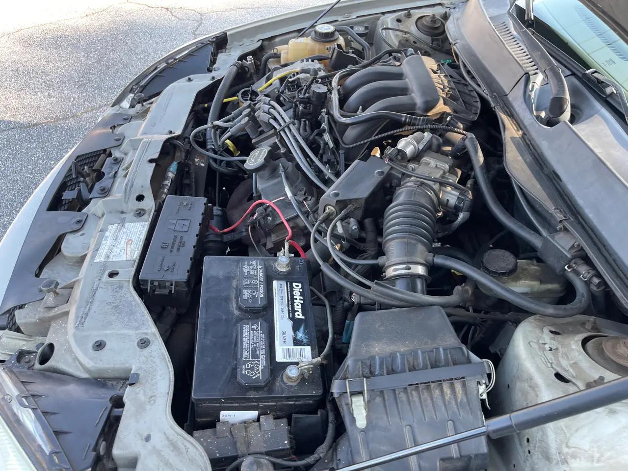 Ford Taurus 4dr Sdn SEL 2006