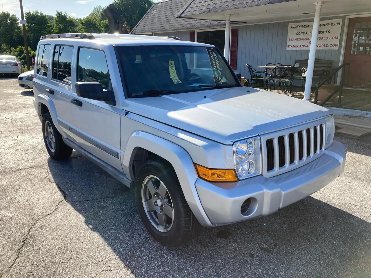 Jeep Commander 4dr 2WD 2006