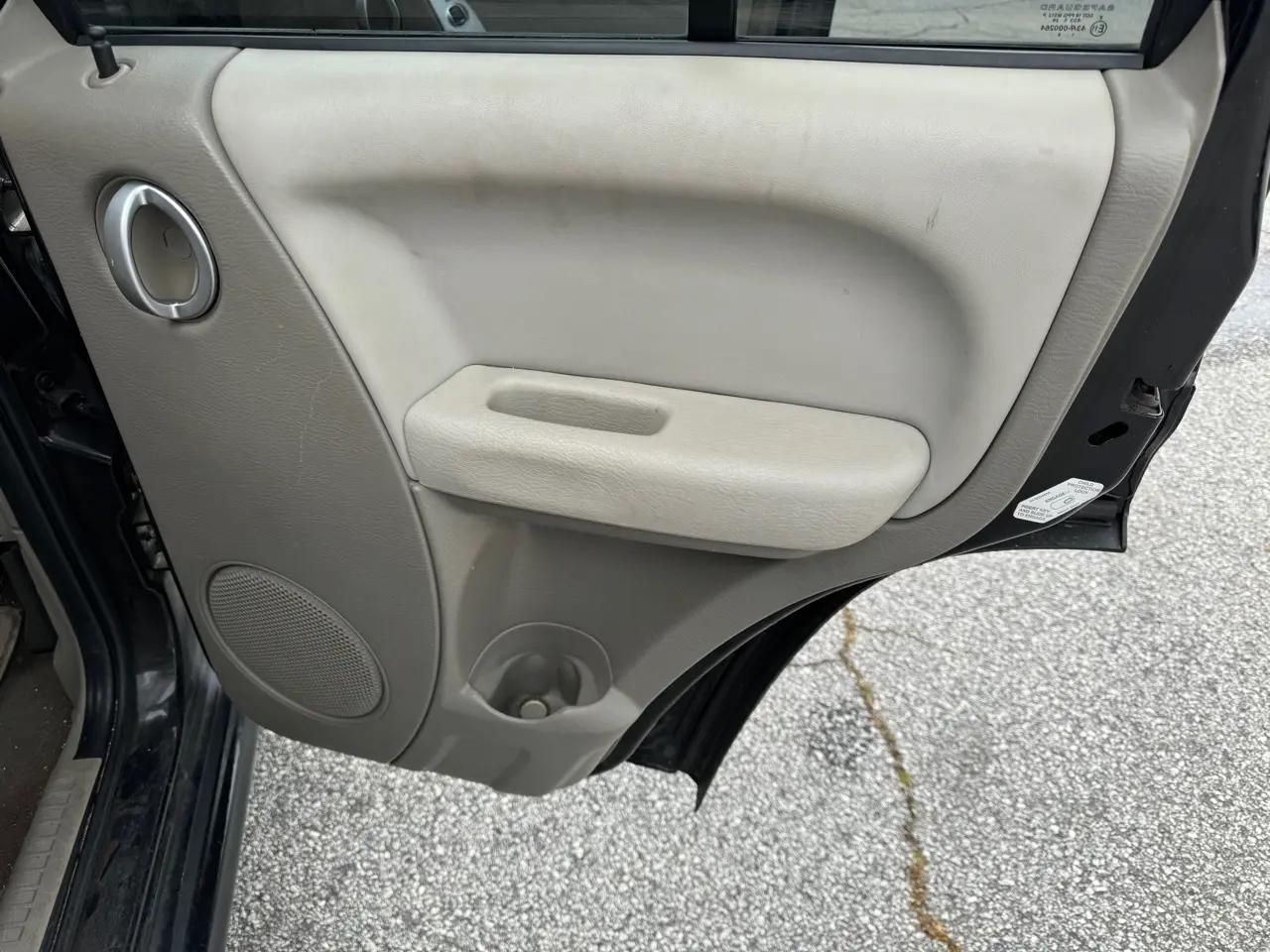 Jeep Liberty 4dr Limited 2006