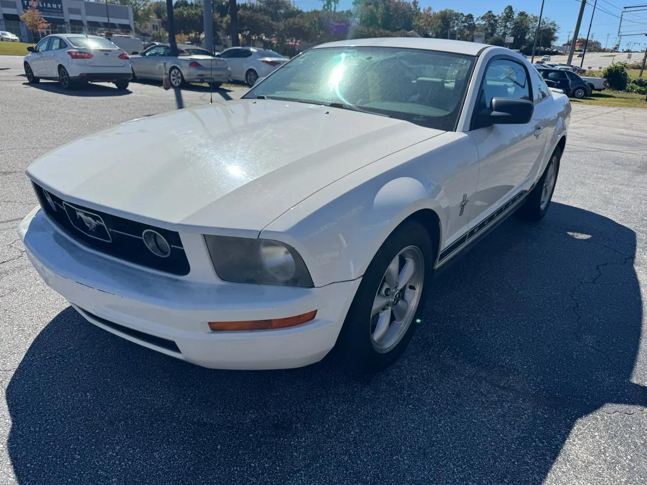 Ford Mustang 2dr Cpe Premium 2007