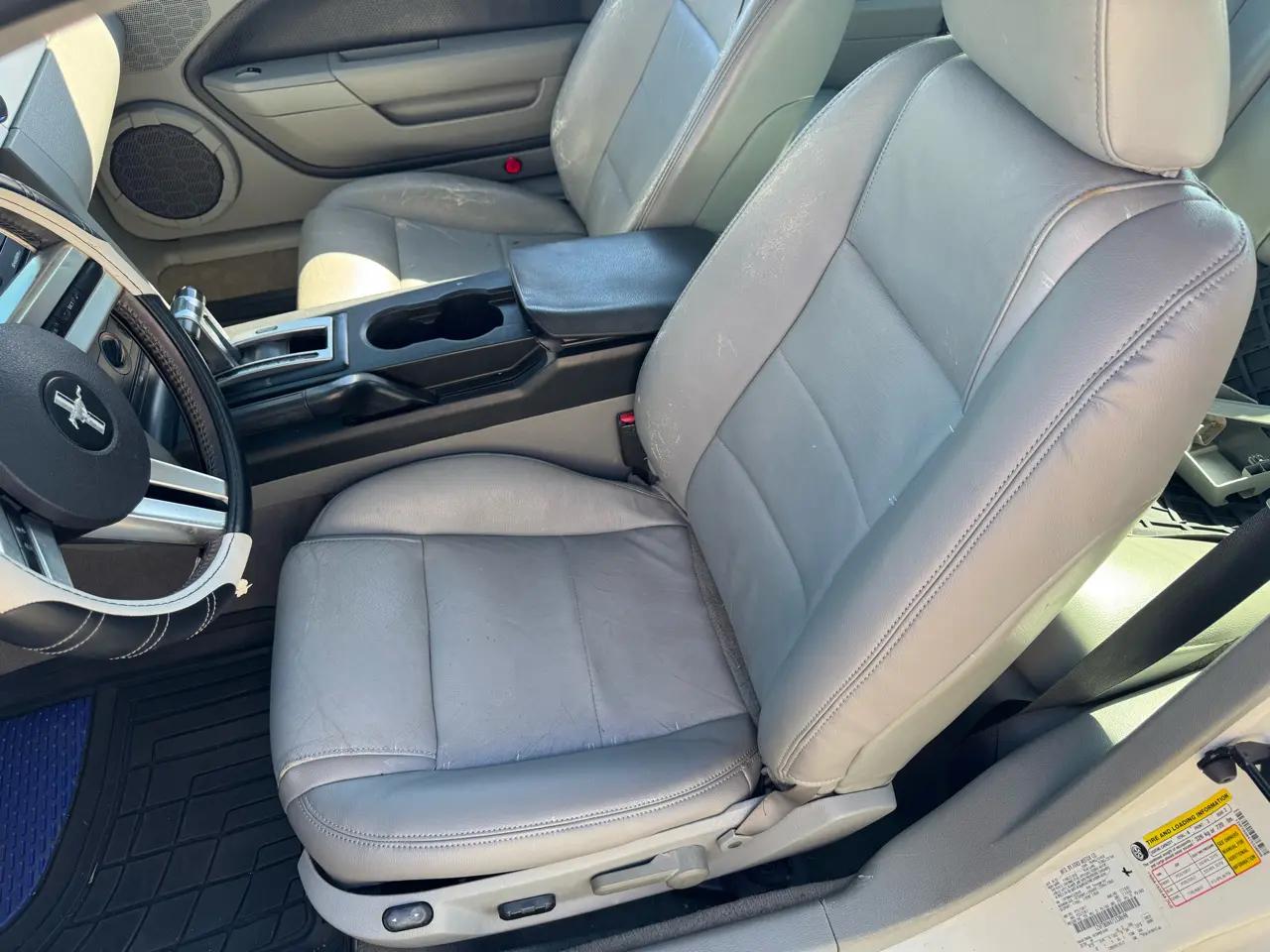Ford Mustang 2dr Cpe Premium 2007