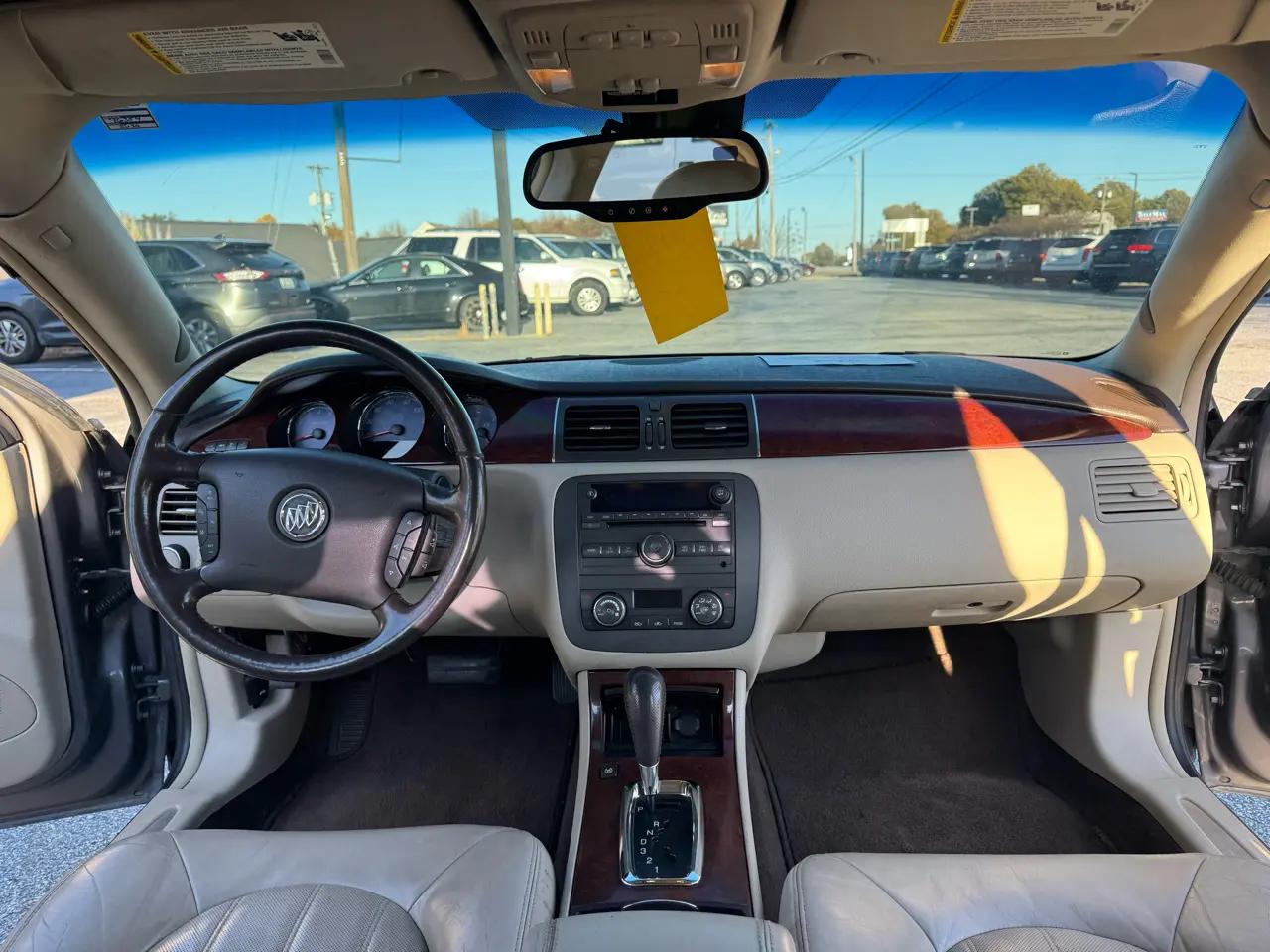Buick Lucerne 4dr Sdn V8 CXS 2007
