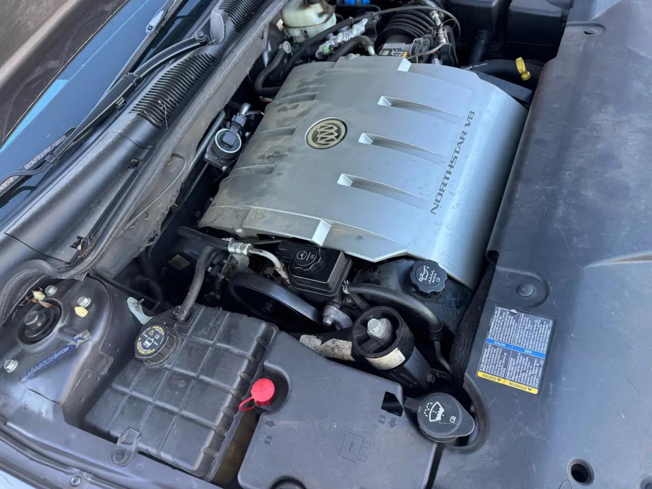 Buick Lucerne 4dr Sdn V8 CXS 2007