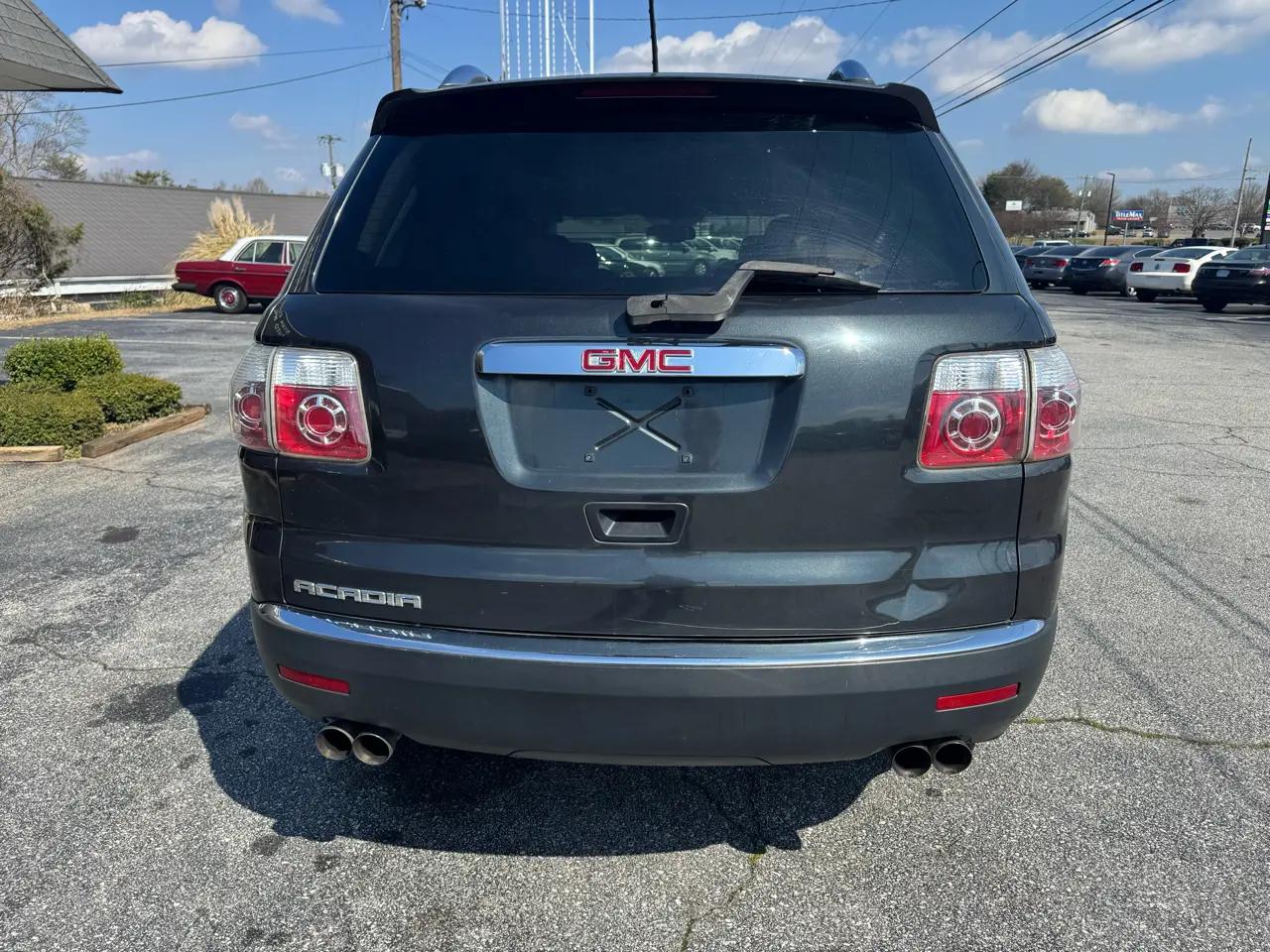 GMC Acadia FWD 4dr SLE 2007