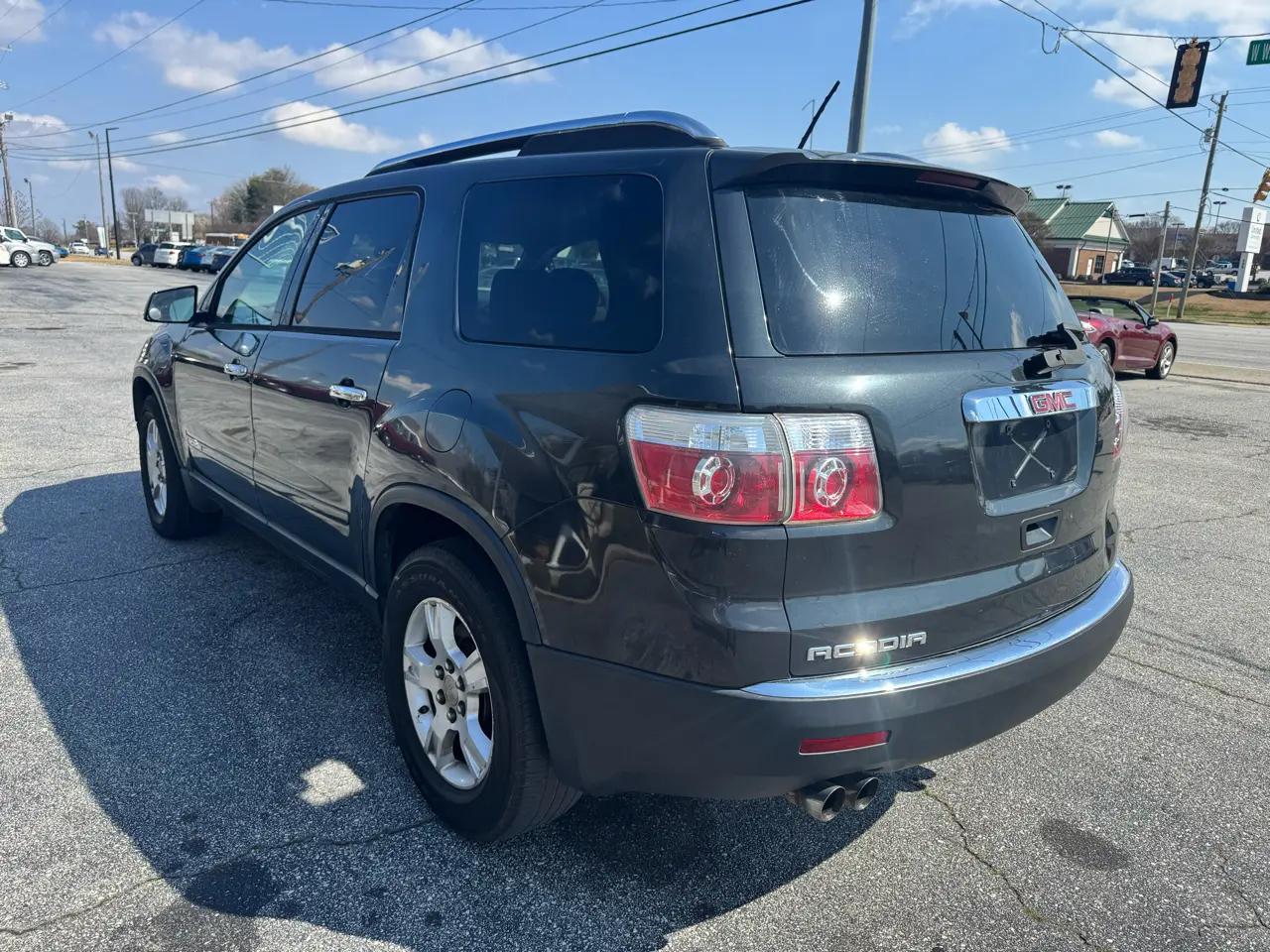 GMC Acadia FWD 4dr SLE 2007